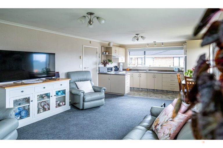 Photo of property in 1/345 Church Street, West End, Timaru, 7910