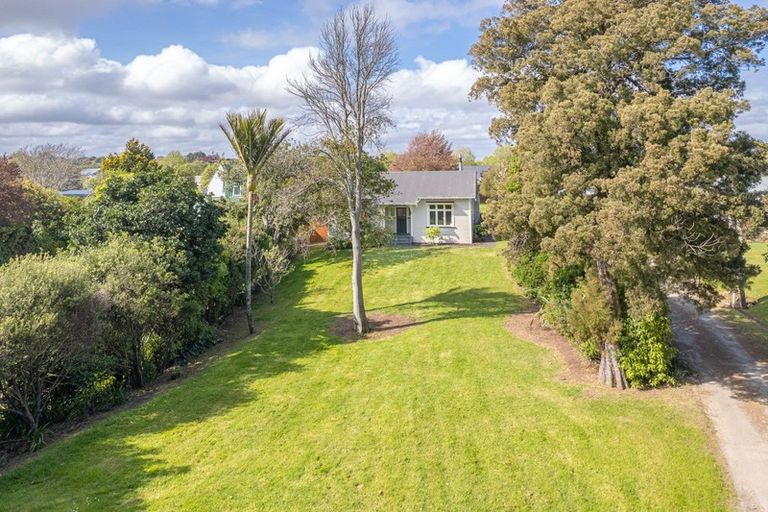 Photo of property in 12 Tregarth Street, Saint Johns Hill, Whanganui, 4501