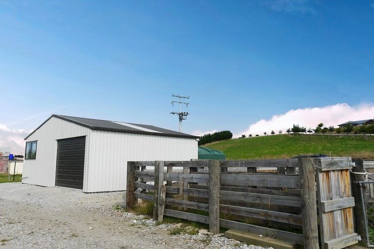 Photo of property in 37 Goodwood Road, Goodwood, Palmerston, 9481