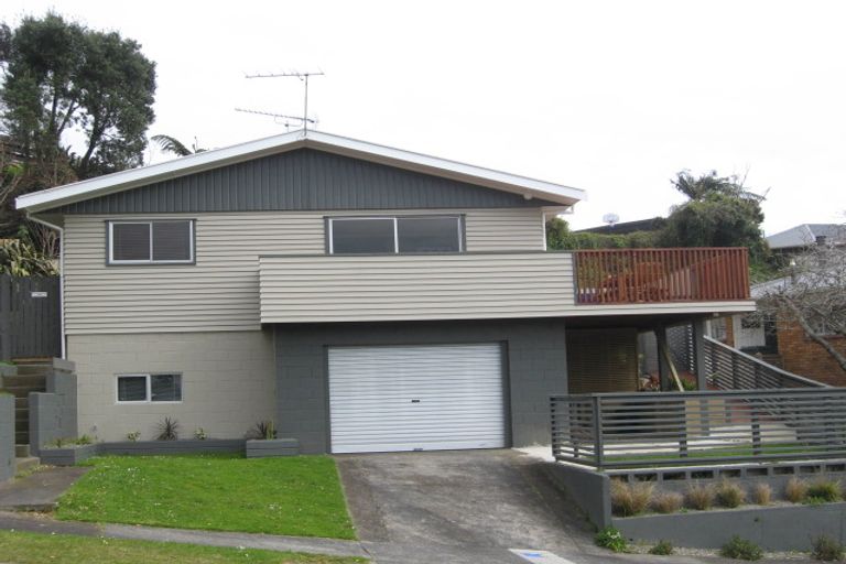 Photo of property in 8 Carlton Terrace, Westown, New Plymouth, 4310