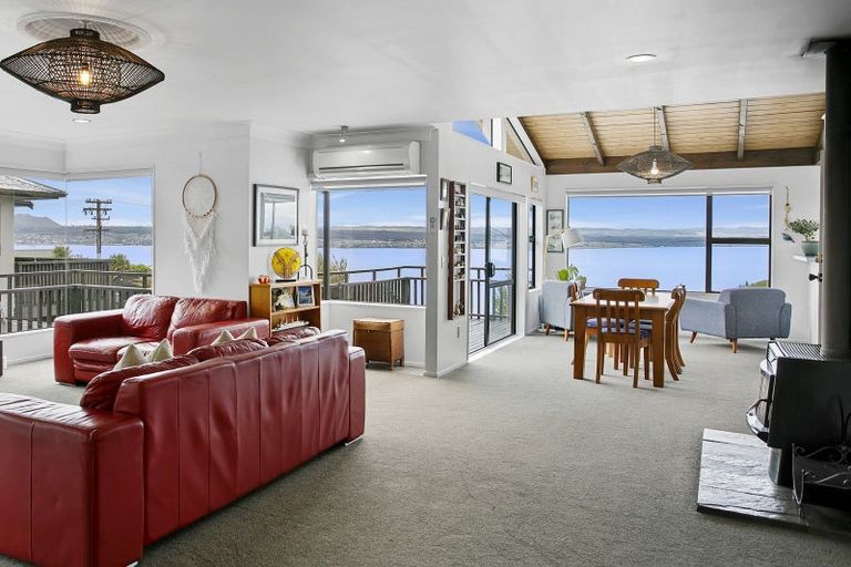 Photo of property in 80 Wakeman Road, Acacia Bay, Taupo, 3330