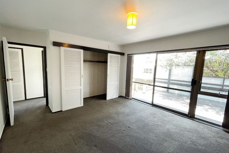 Photo of property in 2b Hazeldene Place, Opaheke, Papakura, 2113