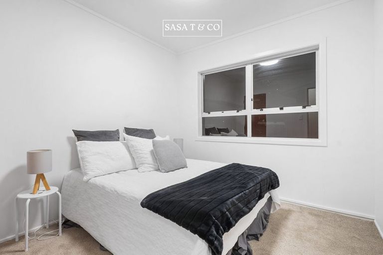 Photo of property in 32 Idlewild Avenue, Mangere, Auckland, 2022