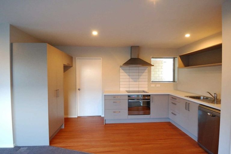 Photo of property in 54 Thackeray Place, Waltham, Christchurch, 8023