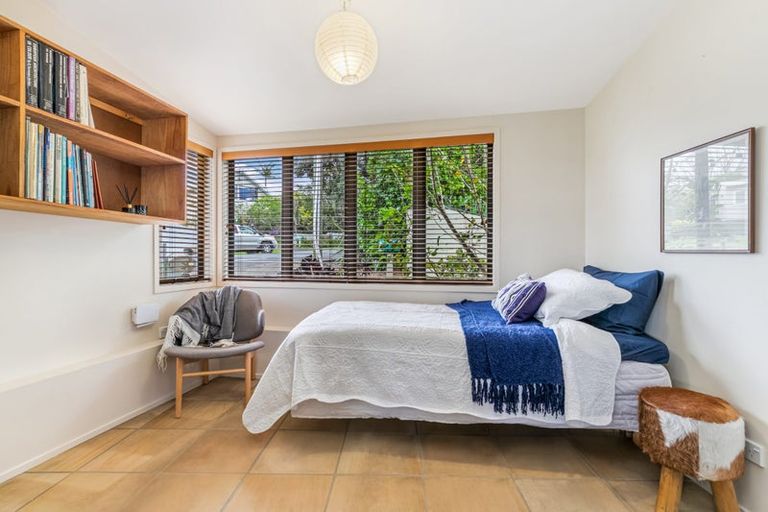 Photo of property in 170 Vipond Road, Stanmore Bay, Whangaparaoa, 0932