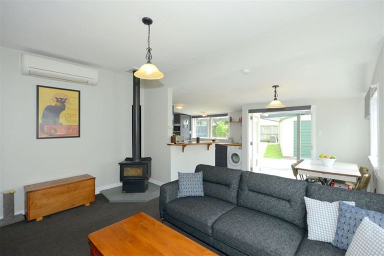 Photo of property in 12 Manning Place, Woolston, Christchurch, 8023