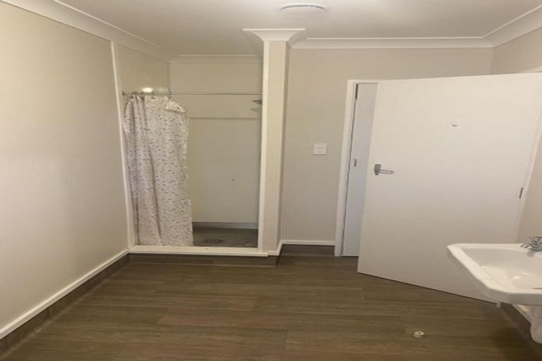 Photo of property in 14-16 Mako Mako Road, Levin, 5510