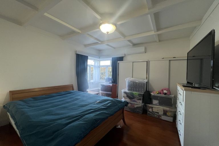 Photo of property in 30 Niccol Avenue, Narrow Neck, Auckland, 0624