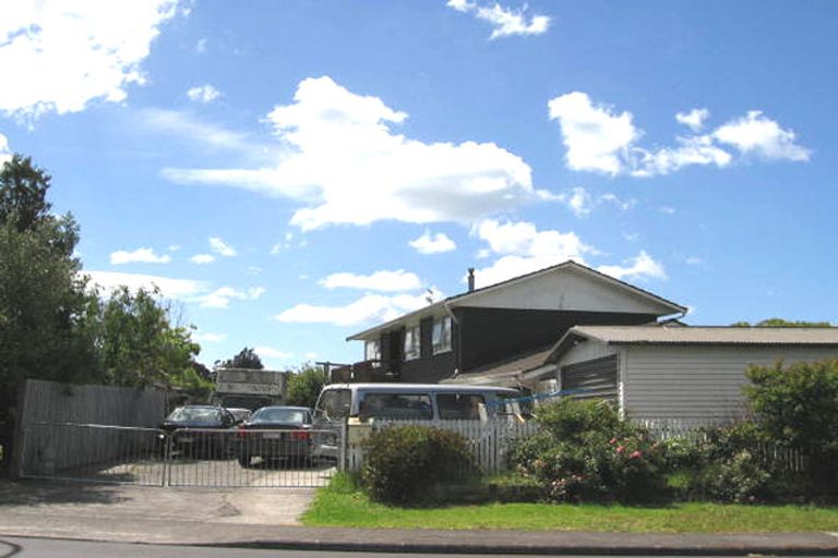 Photo of property in 136 Sycamore Drive, Sunnynook, Auckland, 0620