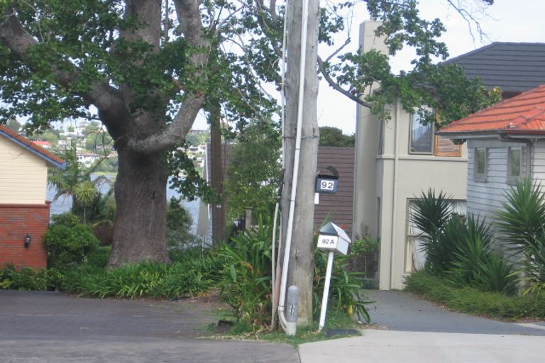 Photo of property in 92a Shakespeare Road, Milford, Auckland, 0620