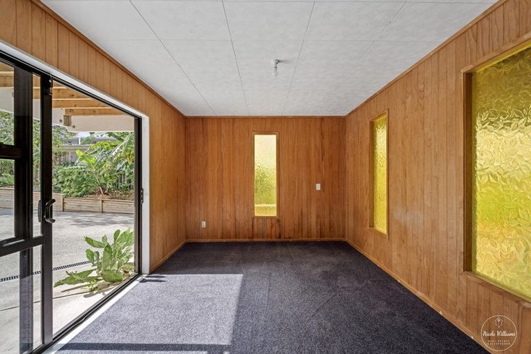 Photo of property in 37 Whaka Street, Maungaturoto, 0520