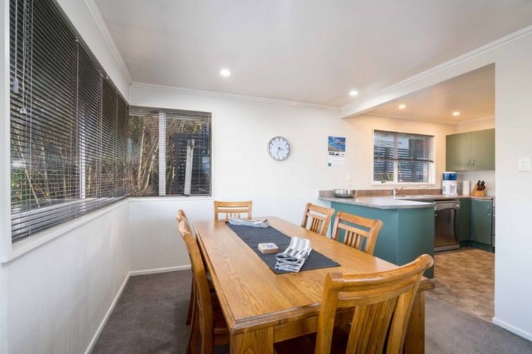 Photo of property in 33a Easther Crescent, Kew, Dunedin, 9012