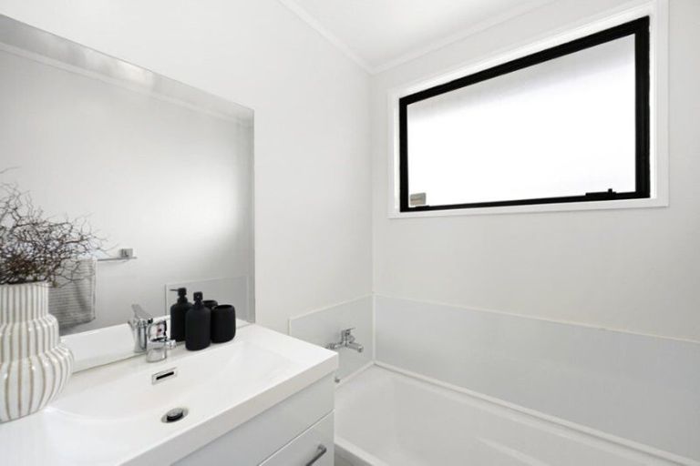 Photo of property in 41b Crawshaw Drive, Nawton, Hamilton, 3200