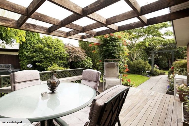 Photo of property in 52 Briarmont Street, Avondale, Christchurch, 8061