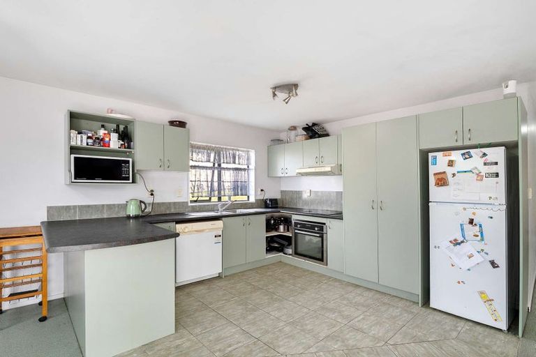 Photo of property in 16b Roick Parade, Glen Eden, Auckland, 0602