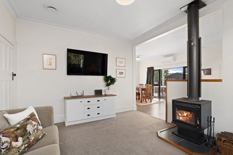 Photo of property in 82 Simeon Street, Spreydon, Christchurch, 8024