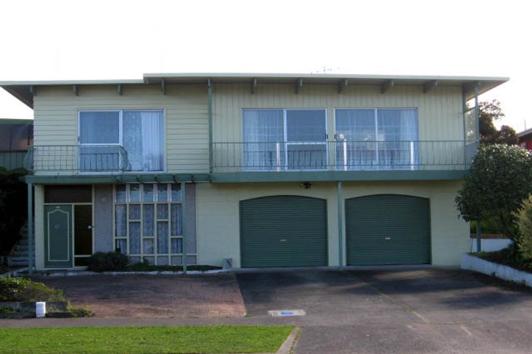 Photo of property in 46 Wikiriwhi Crescent, Awapuni, Palmerston North, 4412