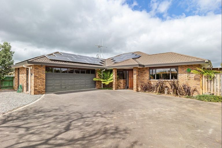 Photo of property in 177 Queen Street West, Levin, 5510