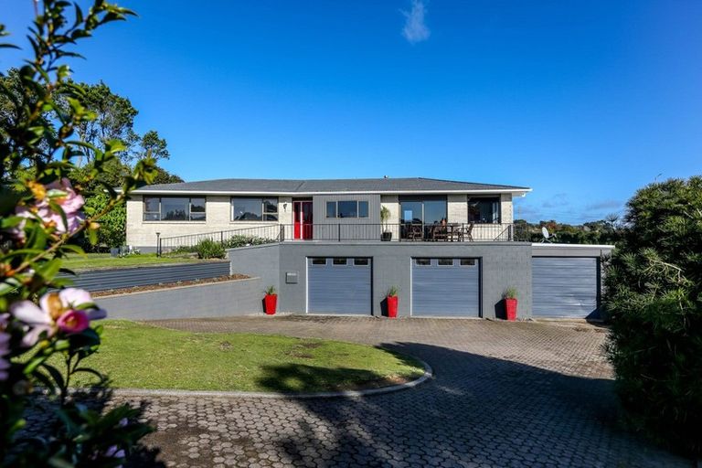 Photo of property in 24c Saint Ives Grove, Whalers Gate, New Plymouth, 4310