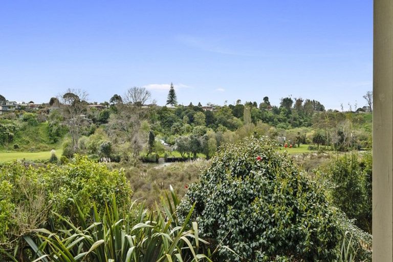 Photo of property in 48 Lagoon Place, Poike, Tauranga, 3112