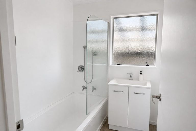 Photo of property in 65 Meadowvale Drive, Levin, 5510