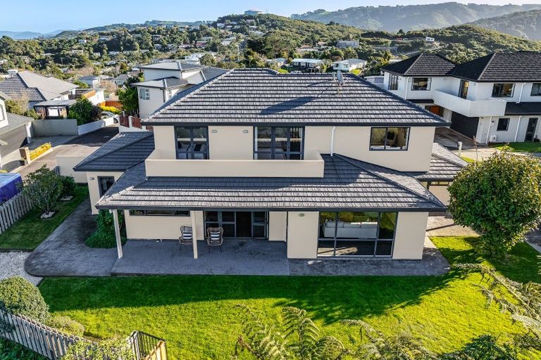 Photo of property in 5 Saint Elizabeth Heights, Normandale, Lower Hutt, 5010