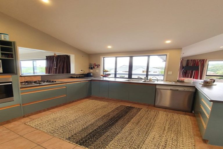 Photo of property in 19 Halladale Road, Papakowhai, Porirua, 5024