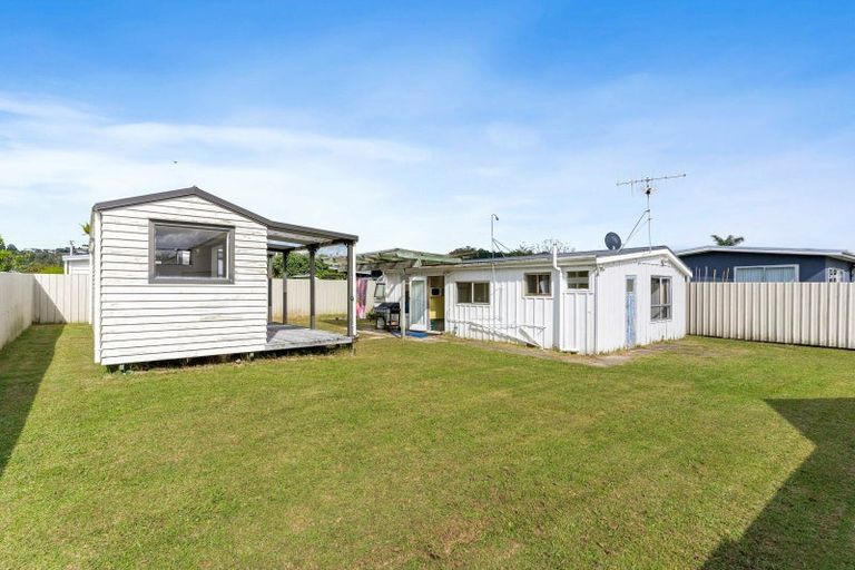 Photo of property in 215b Kiwi Road, Whangamata, 3620