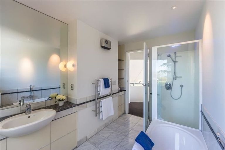 Photo of property in 142 Scarborough Road, Scarborough, Christchurch, 8081