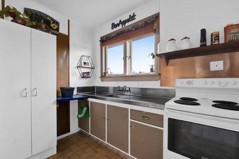 Photo of property in 38 Bedford Street, Eltham, 4322