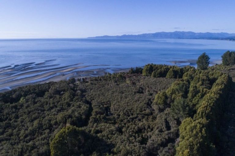 Photo of property in 33 Swiftsure Street, Collingwood, 7073