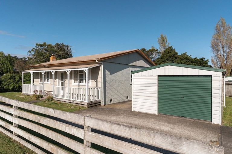Photo of property in 30 Johnston Street, Featherston, 5710