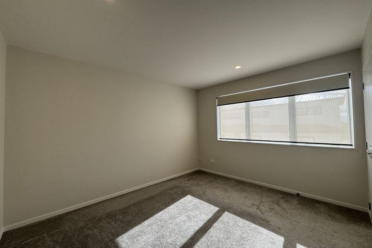 Photo of property in 4/5 Woolfield Road, Papatoetoe, Auckland, 2025