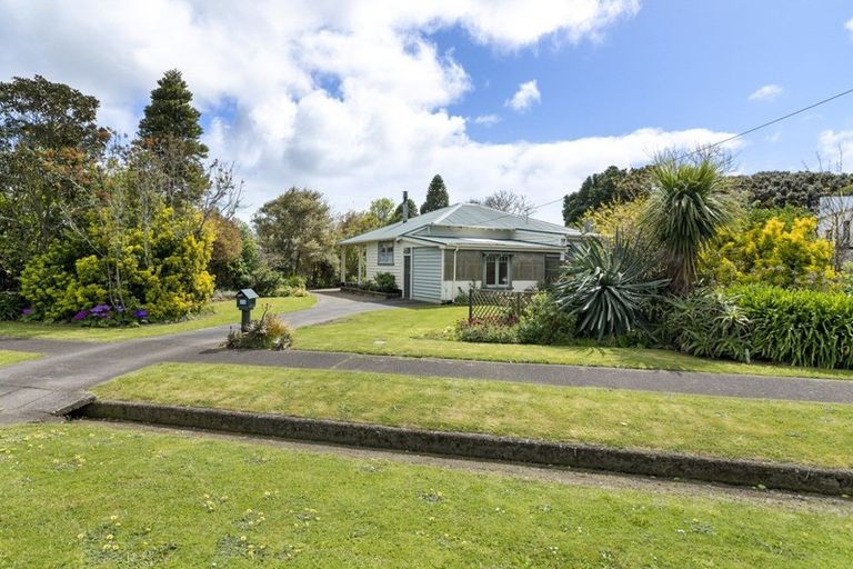 Photo of property in 85 South Road, Manaia, 4612