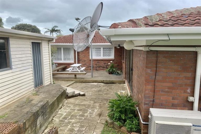 Photo of property in 47 Cascades Road, Pakuranga Heights, Auckland, 2010