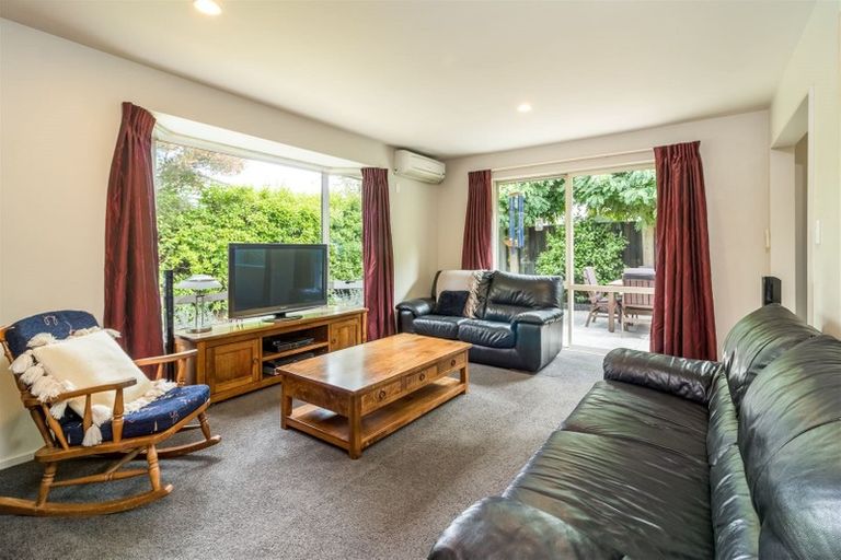 Photo of property in 3 Nina Lane, Somerfield, Christchurch, 8024