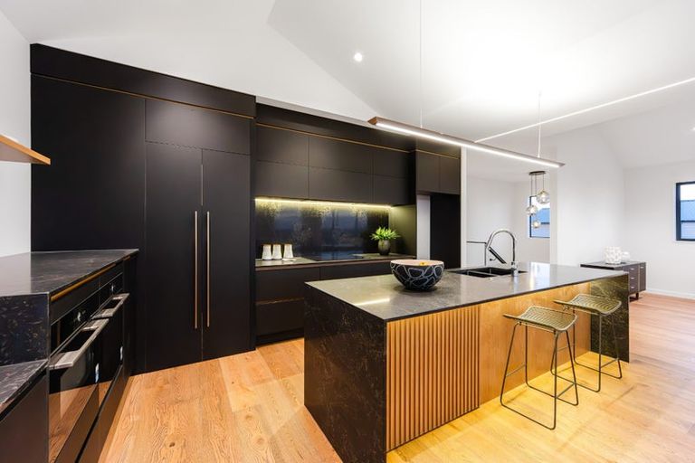 Photo of property in 187 Te Oneroa Way, Long Bay, Auckland, 0630