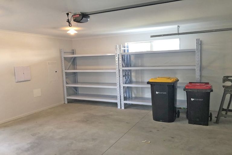 Photo of property in 6 Shrimpton Avenue, Woodend, 7610