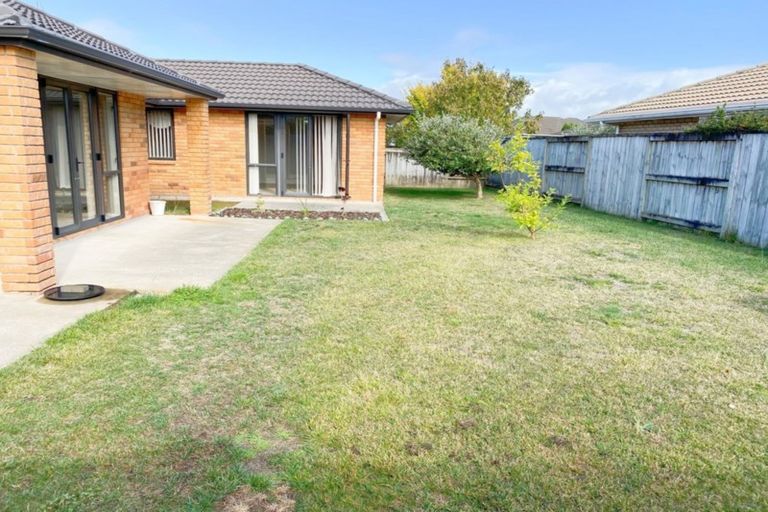 Photo of property in 18 Winchester Place, Rototuna North, Hamilton, 3210