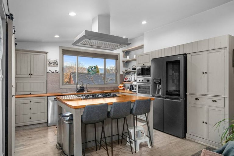 Photo of property in 30 Kerry Street, Alexandra, 9320