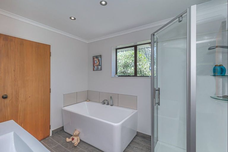 Photo of property in 49 Vista Road, Ohau, Levin, 5570