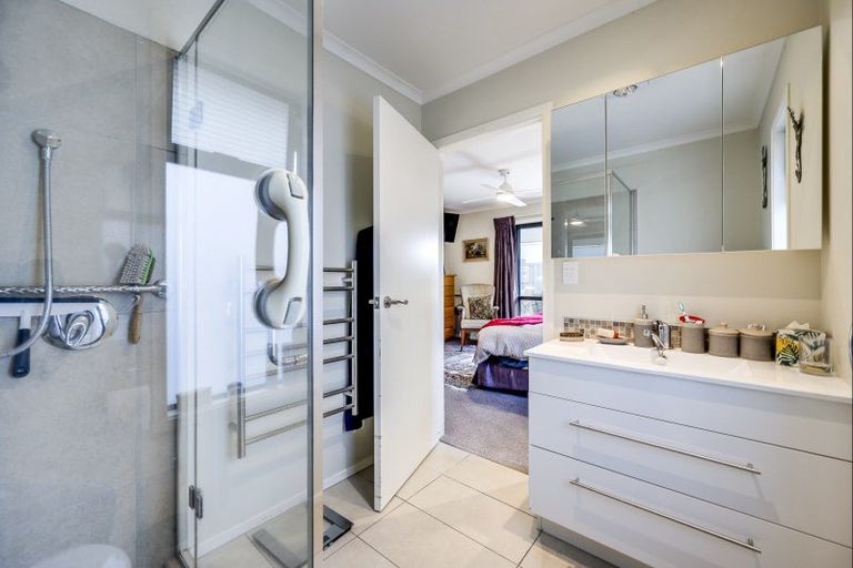 Photo of property in 18 Arbuckle Road, Frimley, Hastings, 4120