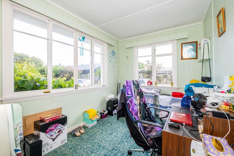 Photo of property in 52 Opie Street, Waimate, 7924