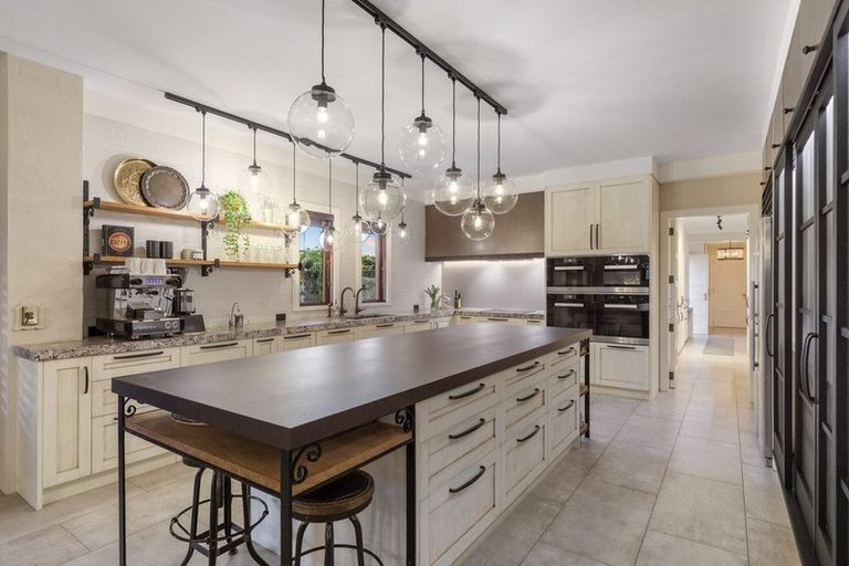 Photo of property in 17 Pararekau Road, Karaka, Papakura, 2580