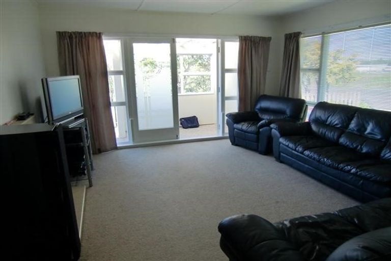 Photo of property in 1163 Devon Road, Bell Block, New Plymouth, 4373
