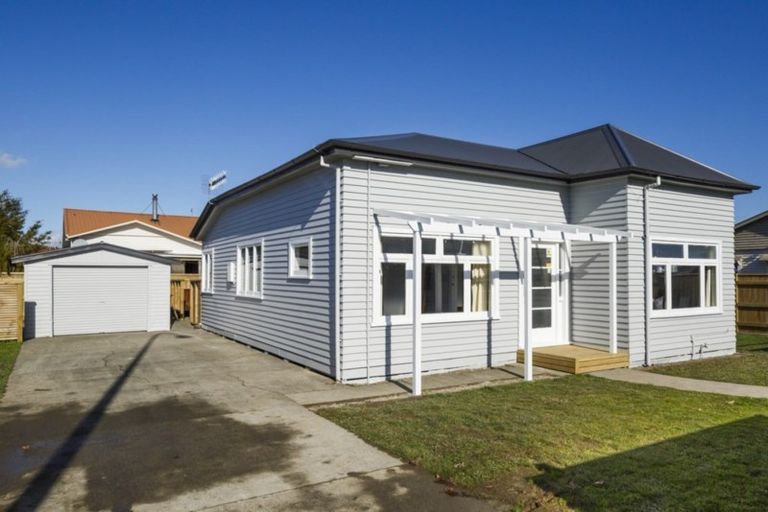 Photo of property in 102 Ferguson Street, West End, Palmerston North, 4412