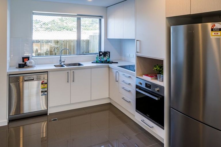 Photo of property in 2/36 Tacy Street, Kilbirnie, Wellington, 6022