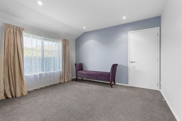 Photo of property in 6 Batsford Lane, Lower Shotover, Queenstown, 9371