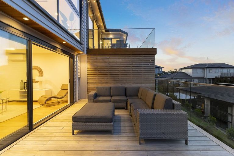 Photo of property in 50 Wainui Road, Silverdale, 0932