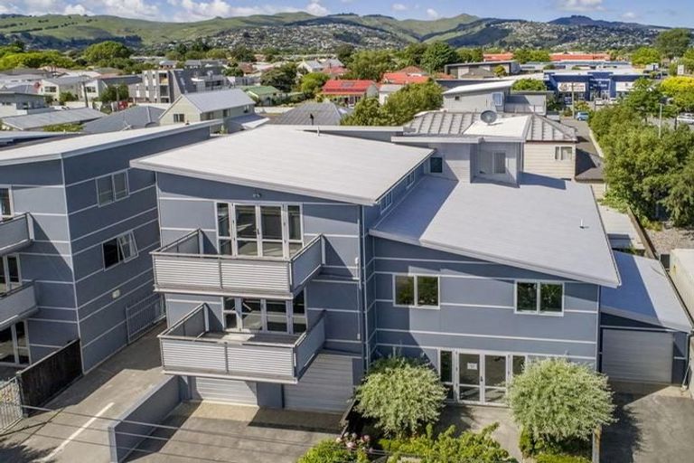 Photo of property in 3/8 Hutcheson Street, Sydenham, Christchurch, 8023